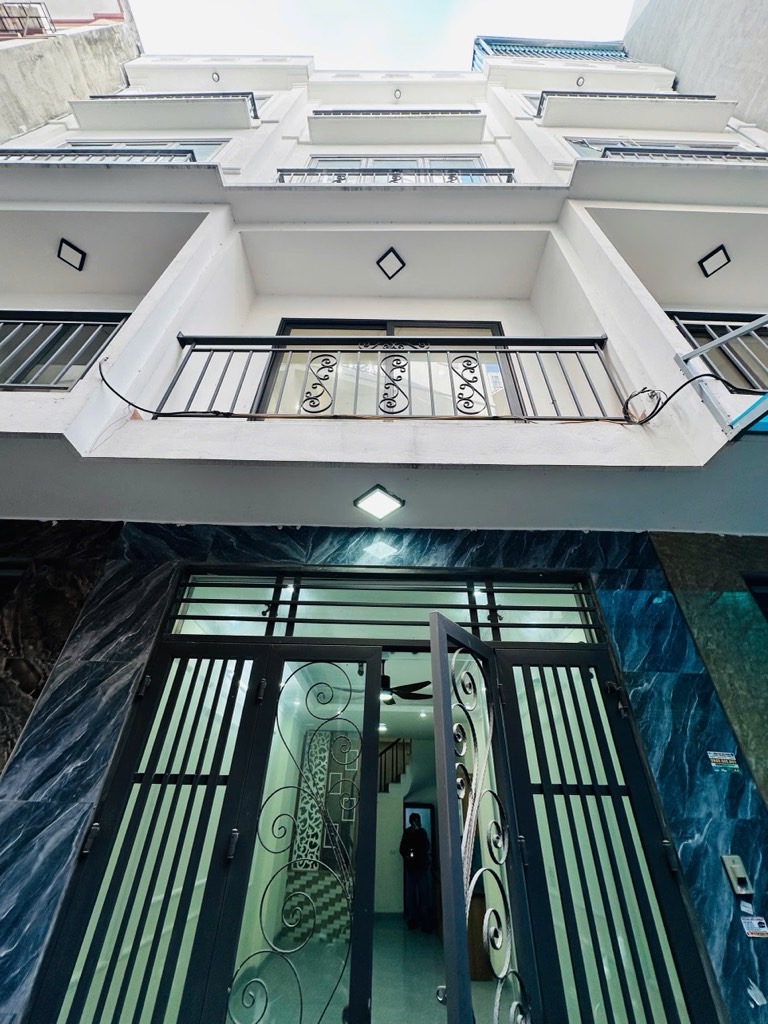 Bán Nhà Hồ Tùng Mậu - 70m Ra Phố - Có Thang Máy - Vị Trí Trung Tâm